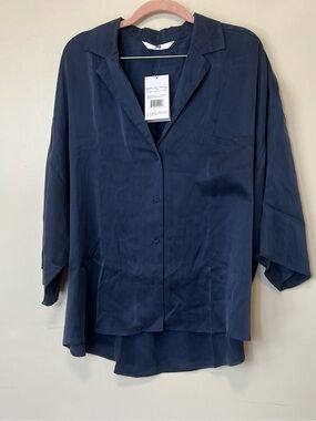 Lunya Navy Button-Down Shirt and Shorts Set. Size XL. NWT. Gender Neutral